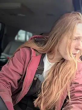 Snapshot of GoldenFlameGoddess chatting on February 25, 2026, 12:20 am GoldenFlameGoddess online show from February 25, 2026, 12:20 am