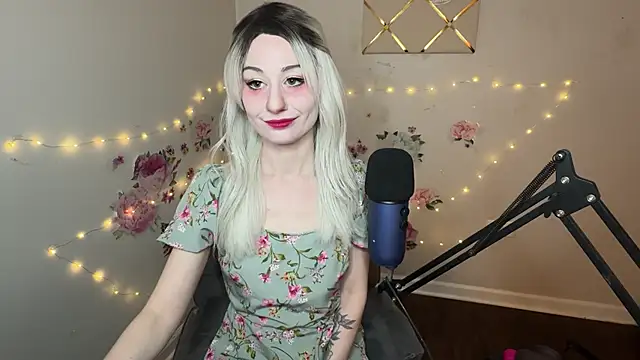 Snapshot of Starr1123 chatting on February 27, 2026, 3:50 am Starr1123 online show from February 27, 2026, 3:50 am