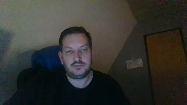 Snapshot of Golffahrer1982 chatting on December 14, 2025, 11:53 pm Golffahrer1982 online show from December 14, 2025, 11:53 pm