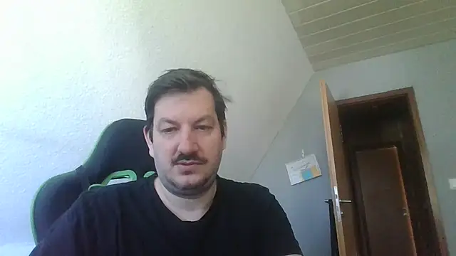 Golffahrer1982 online show from May 23, 2026, 8:40 am