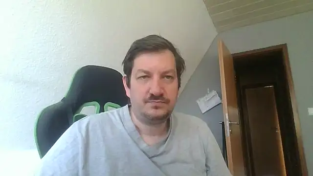 Golffahrer1982 online show from June 21, 2026, 9:23 am