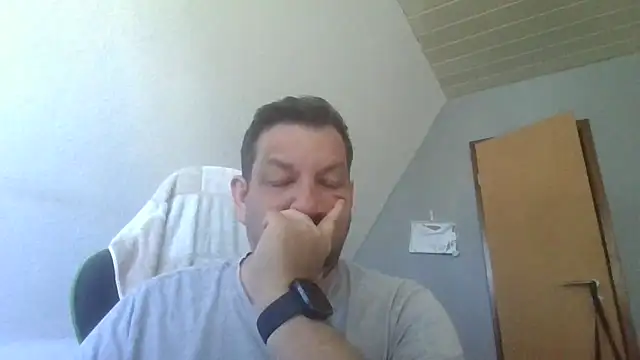 Golffahrer1982 online show from July 1, 2026, 10:17 am