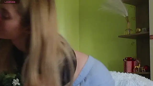 Snapshot of Ivy_Ice11 chatting on January 4, 2025, 11:54 am Ivy Ice11 online show from January 4, 2025, 11:54 am