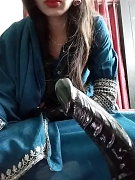 Snapshot of Noor_Darliing chatting on January 19, 2026, 2:32 pm Noor Darliing online show from January 19, 2026, 2:32 pm