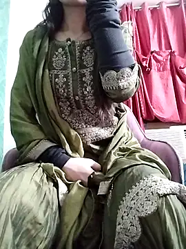 Noor Darliing online show from May 11, 2026, 3:29 pm