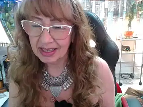 Snapshot of KarimaSarabe chatting on January 13, 2025, 11:38 pm KarimaSarabe online show from January 13, 2025, 11:38 pm