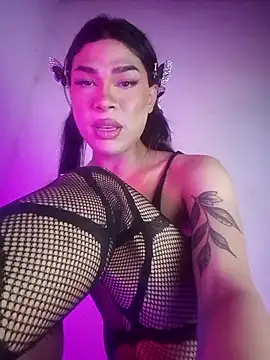 Snapshot of Victor-and-shelly chatting on February 15, 2026, 4:58 pm Victor-and-shelly online show from February 15, 2026, 4:58 pm