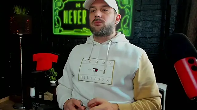 LexXHardy online show from February 25, 2025, 11:52 am