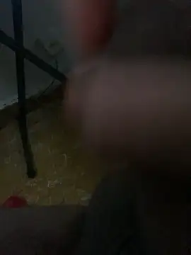 Luisrovers18 online show from December 8, 2024, 9:30 pm