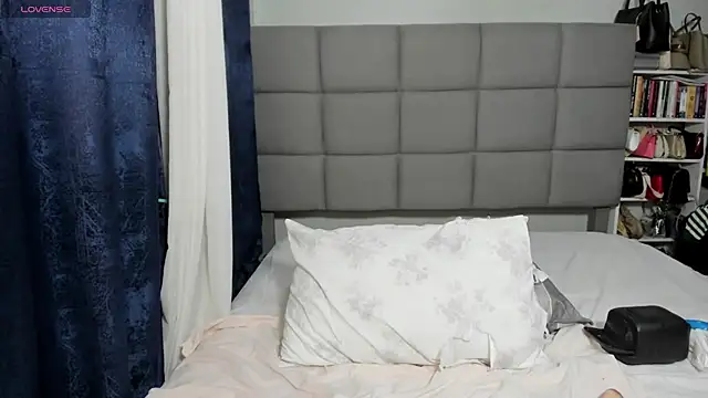 suhaila suus online show from November 23, 2025, 11:48 pm