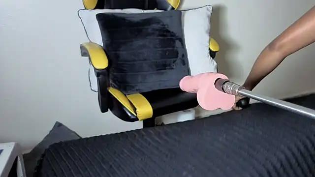 Snapshot of sexycabdy chatting on December 5, 2025, 2:03 pm sexycabdy online show from December 5, 2025, 2:03 pm