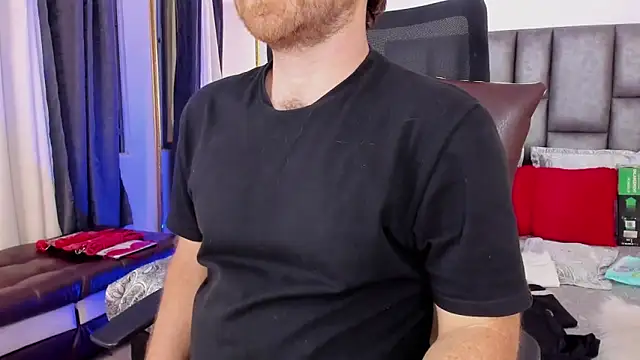 Snapshot of michacosio chatting on December 1, 2025, 12:59 am michacosio online show from December 1, 2025, 12:59 am