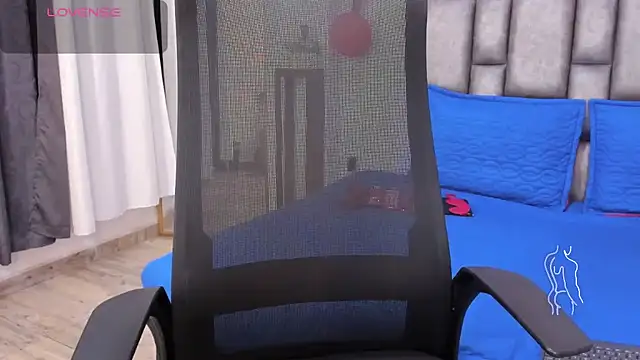 Snapshot of michacosio chatting on February 26, 2026, 3:38 am michacosio online show from February 26, 2026, 3:38 am