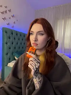 Snapshot of _Chlo__e chatting on October 17, 2025, 11:13 am Chlo e online show from October 17, 2025, 11:13 am