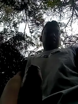 Diego leon27 online show from November 16, 2025, 4:34 pm