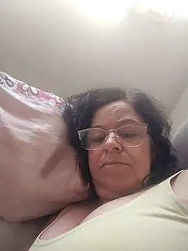 mariy522 online show from November 3, 2025, 4:52 pm