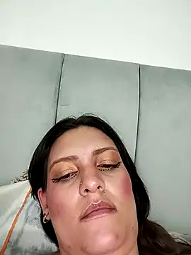 Snapshot of Mia_Hampton chatting on March 7, 2025, 10:21 pm Mia Hampton online show from March 7, 2025, 10:21 pm