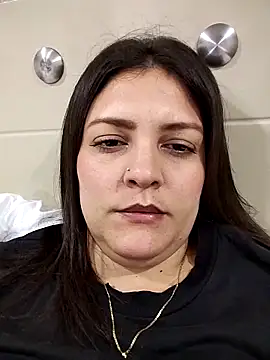 Snapshot of Mia_Hampton chatting on September 30, 2025, 12:37 am Mia Hampton online show from September 30, 2025, 12:37 am