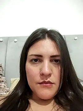 Snapshot of Mia_Hampton chatting on April 3, 2026, 10:08 pm Mia Hampton online show from April 3, 2026, 10:08 pm