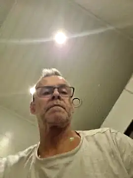 DarrenSullivanSlut online show from January 14, 2026, 11:16 am