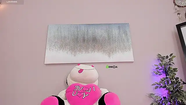 Snapshot of Briana_Wells_ chatting on October 15, 2025, 2:06 pm Briana Wells online show from October 15, 2025, 2:06 pm