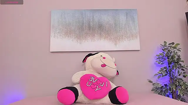 Snapshot of Briana_Wells_ chatting on February 23, 2026, 12:57 pm Briana Wells online show from February 23, 2026, 12:57 pm