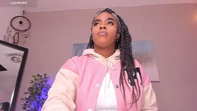 Snapshot of Briana_Wells_ chatting on February 26, 2026, 1:21 pm Briana Wells online show from February 26, 2026, 1:21 pm