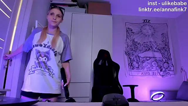 Anna Fink online show from November 16, 2025, 9:53 pm