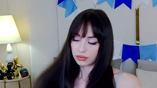 Betty Bridge online show from September 25, 2025, 7:12 am