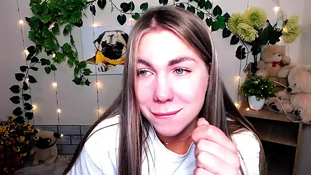 Snapshot of Sport_Tall_Doll chatting on November 12, 2025, 10:48 am Sport Tall Doll online show from November 12, 2025, 10:48 am