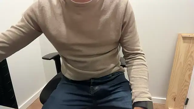 Snapshot of rickyi2023 chatting on November 2, 2025, 6:21 pm rickyi2023 online show from November 2, 2025, 6:21 pm