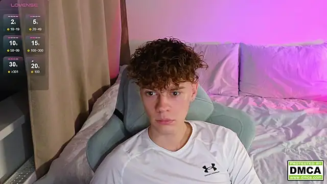 Snapshot of cute_thomas chatting on October 22, 2025, 7:24 pm cute thomas online show from October 22, 2025, 7:24 pm