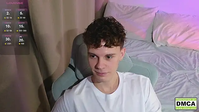 Snapshot of cute_thomas chatting on December 18, 2025, 4:24 pm cute thomas online show from December 18, 2025, 4:24 pm