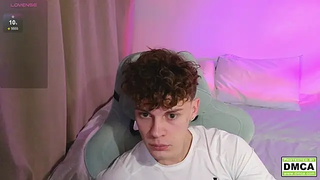 Snapshot of cute_thomas chatting on January 14, 2026, 8:36 pm cute thomas online show from January 14, 2026, 8:36 pm