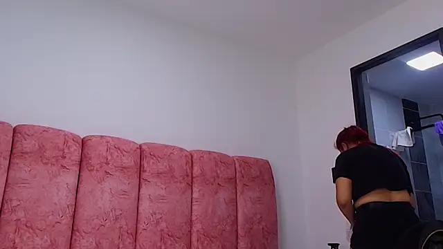 Snapshot of celeste_sea chatting on November 5, 2025, 7:14 pm celeste sea online show from November 5, 2025, 7:14 pm