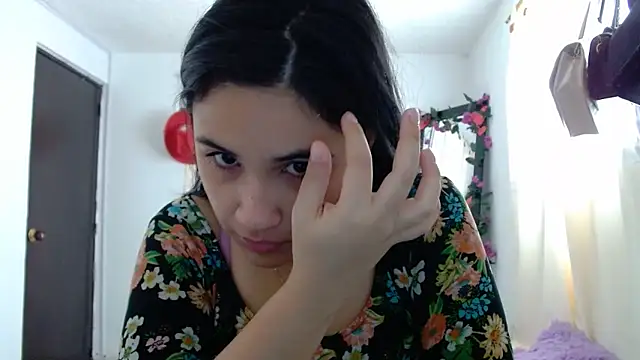 InocentHeaven1 online show from February 25, 2025, 12:55 pm