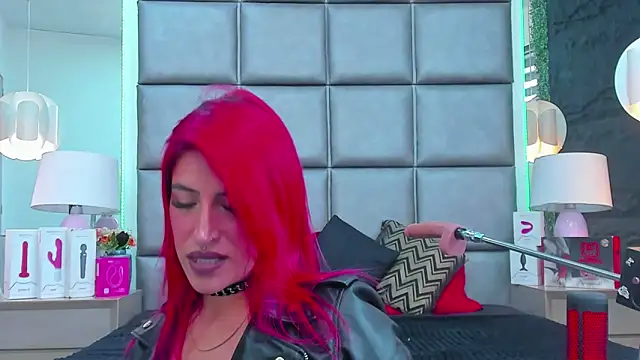 AllissaBrowm online show from September 12, 2025, 5:13 pm