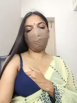 Snapshot of _desigori chatting on February 3, 2026, 3:26 am desigori online show from February 3, 2026, 3:26 am