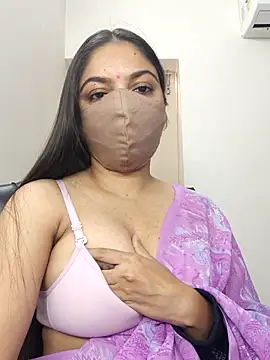 Snapshot of _desigori chatting on February 9, 2026, 3:43 am desigori online show from February 9, 2026, 3:43 am