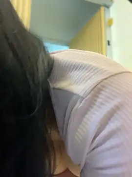 Snapshot of clarachanelricek chatting on January 15, 2026, 8:23 pm clarachanelricek online show from January 15, 2026, 8:23 pm