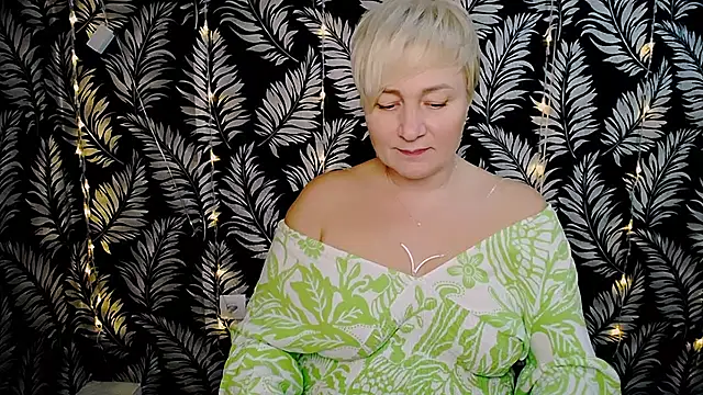 Olivia playful online show from January 7, 2025, 3:44 pm