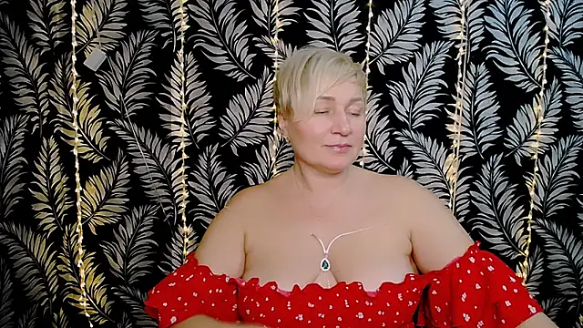 Olivia playful online show from February 15, 2025, 3:39 pm