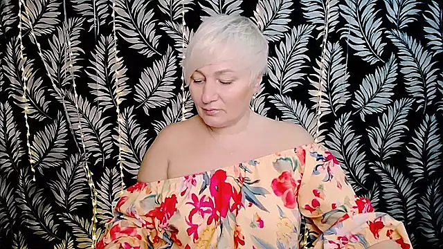 Snapshot of Olivia_playful chatting on January 11, 2026, 12:43 pm Olivia playful online show from January 11, 2026, 12:43 pm