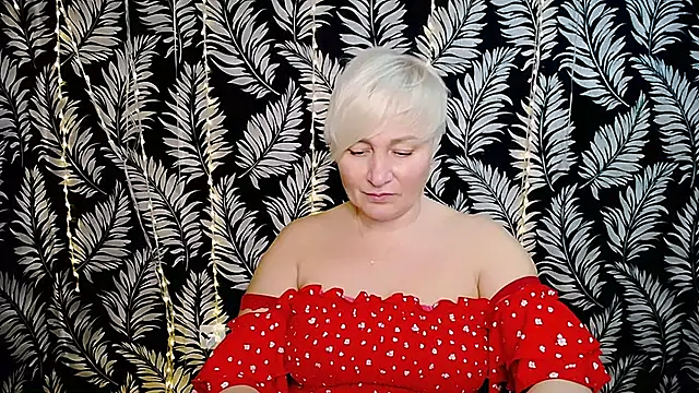 Snapshot of Olivia_playful chatting on January 15, 2026, 2:43 pm Olivia playful online show from January 15, 2026, 2:43 pm