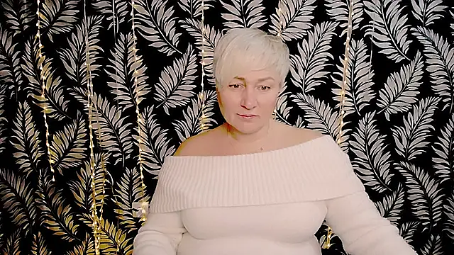 Snapshot of Olivia_playful chatting on February 7, 2026, 1:04 pm Olivia playful online show from February 7, 2026, 1:04 pm