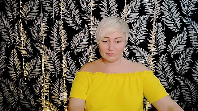 Snapshot of Olivia_playful chatting on February 13, 2026, 12:34 pm Olivia playful online show from February 13, 2026, 12:34 pm