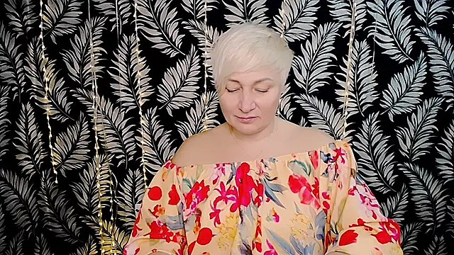 Snapshot of Olivia_playful chatting on February 16, 2026, 12:34 pm Olivia playful online show from February 16, 2026, 12:34 pm