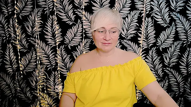 Snapshot of Olivia_playful chatting on March 1, 2026, 12:29 pm Olivia playful online show from March 1, 2026, 12:29 pm