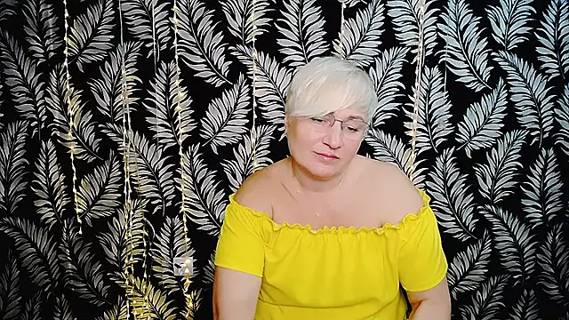 Snapshot of Olivia_playful chatting on March 5, 2026, 12:56 pm Olivia playful online show from March 5, 2026, 12:56 pm