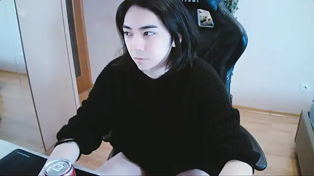 Snapshot of Judame_Aoi chatting on January 12, 2025, 9:19 pm Judame Aoi online show from January 12, 2025, 9:19 pm